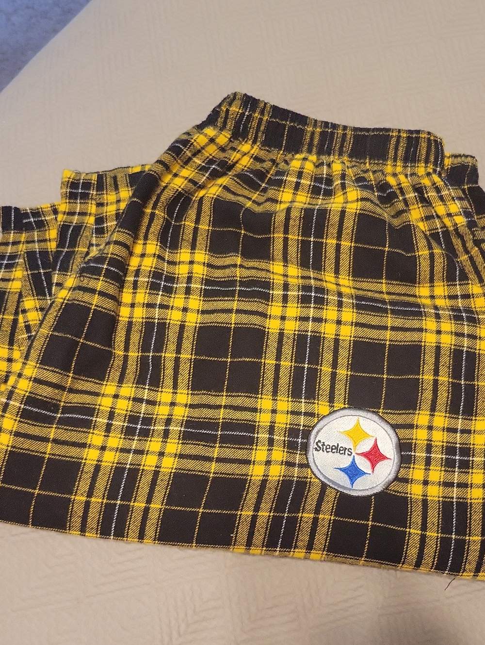 Pittsburgh Steelers Yellow & Black Plaid Pajamas